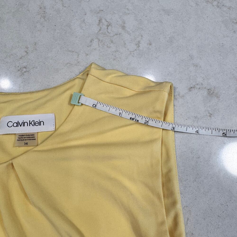 Calvin Klein Butter Yellow Sleeveless Pleated Blouse Women's 14 Quiet Luxury Top - Picture 8 of 16